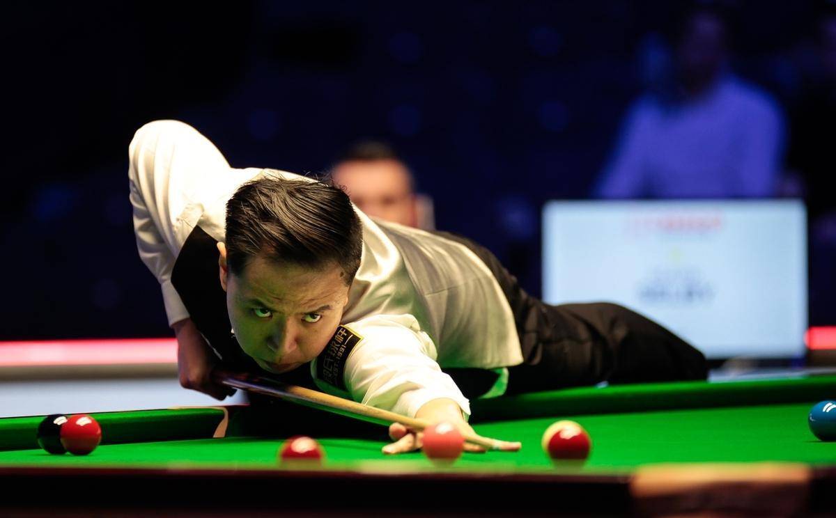 集了众多来 集了众多来