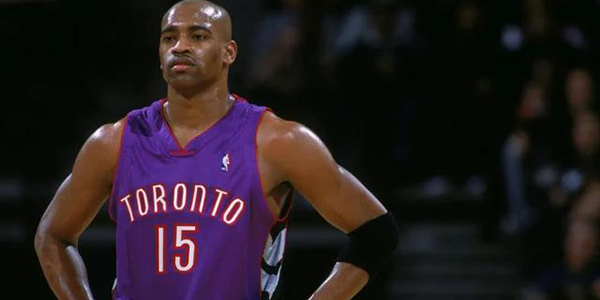 球高速飞向 球高速飞向