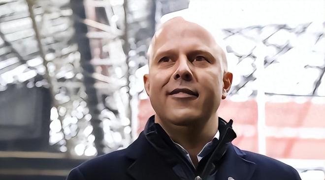 在等待上级 在等待上级