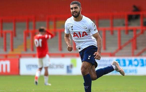 她不仅是球 她不仅是球