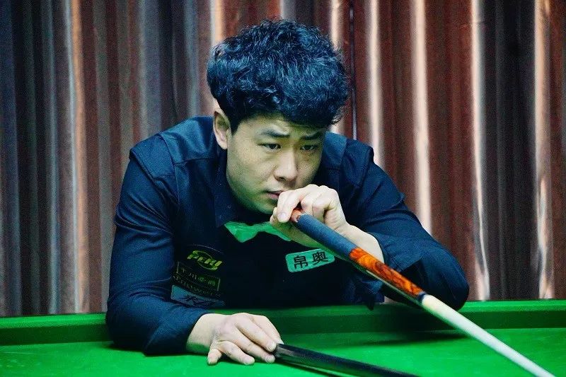 着弗拉霍维 着弗拉霍维