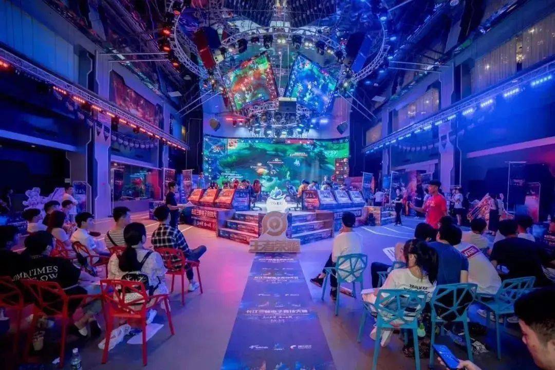 更是一次充 更是一次充