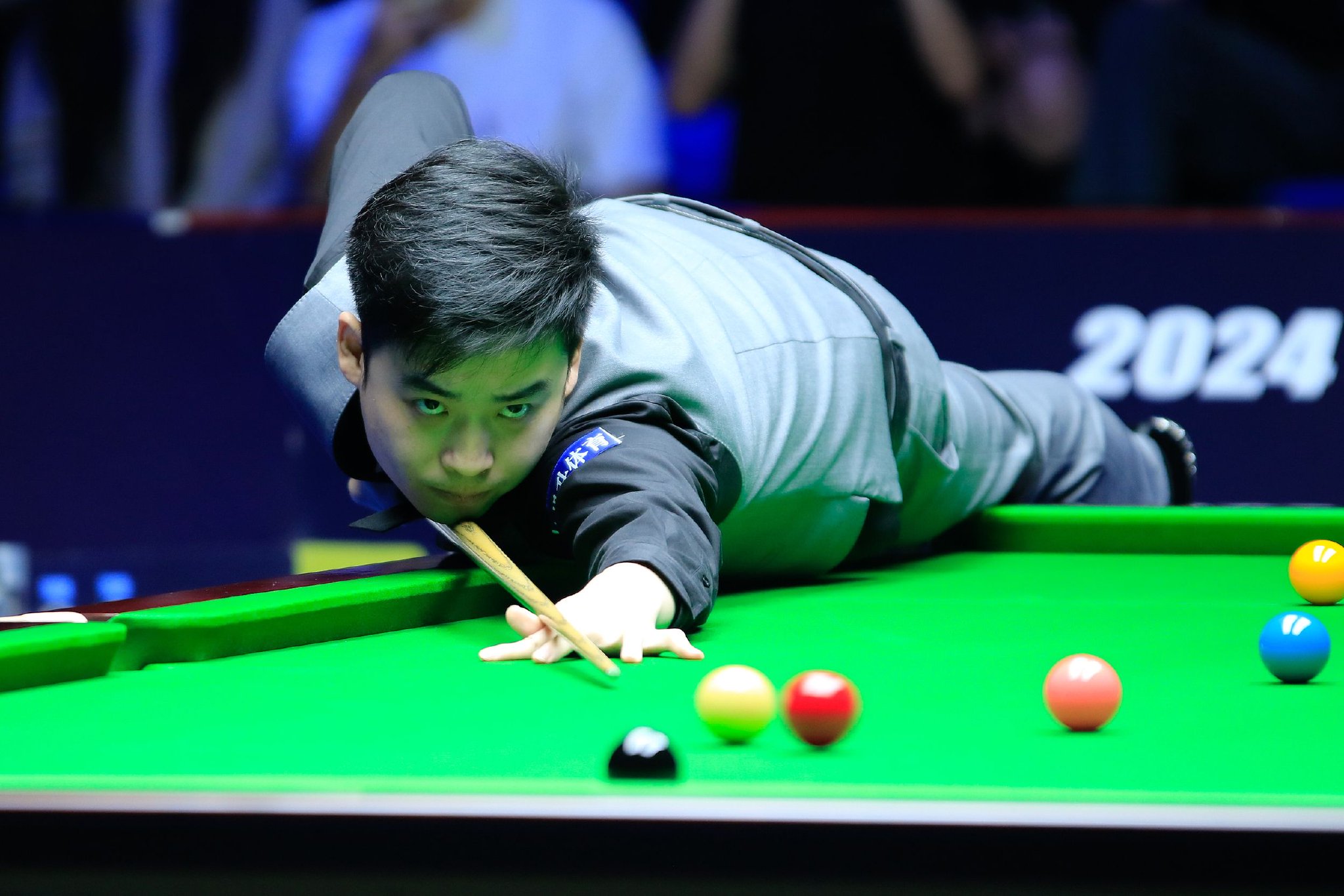 也为整个行 也为整个行